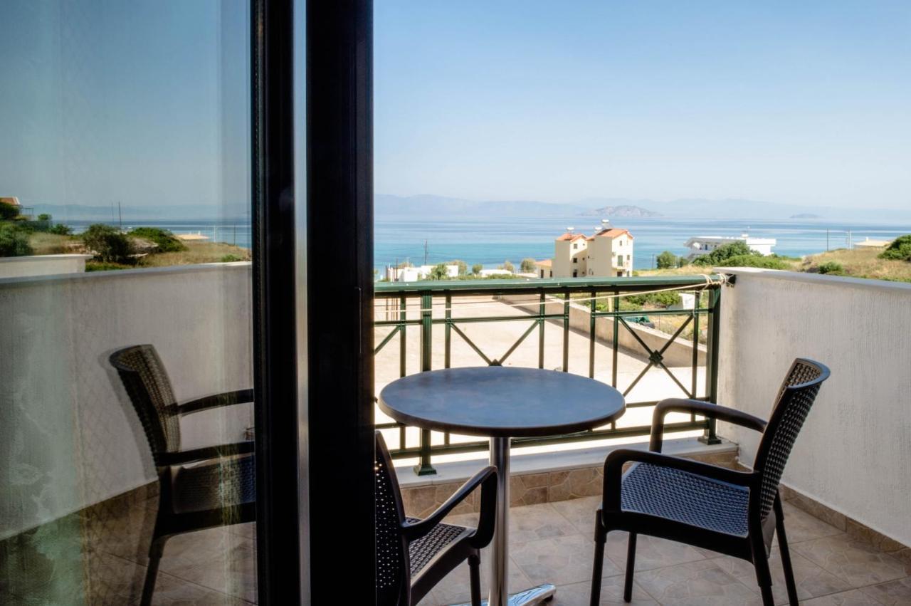 Irides Apartments Megalochori  Екстериор снимка