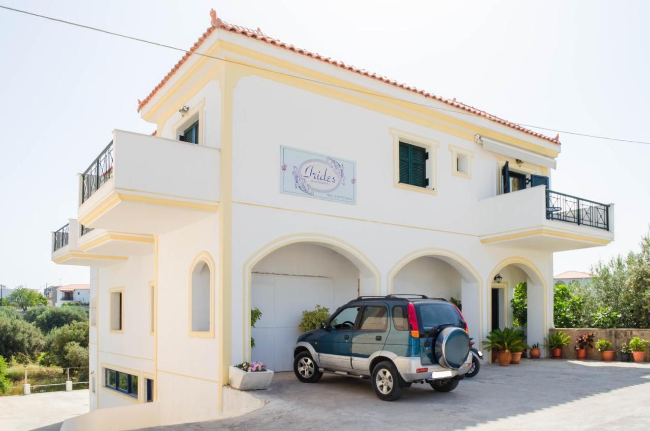 Irides Apartments Megalochori  Екстериор снимка