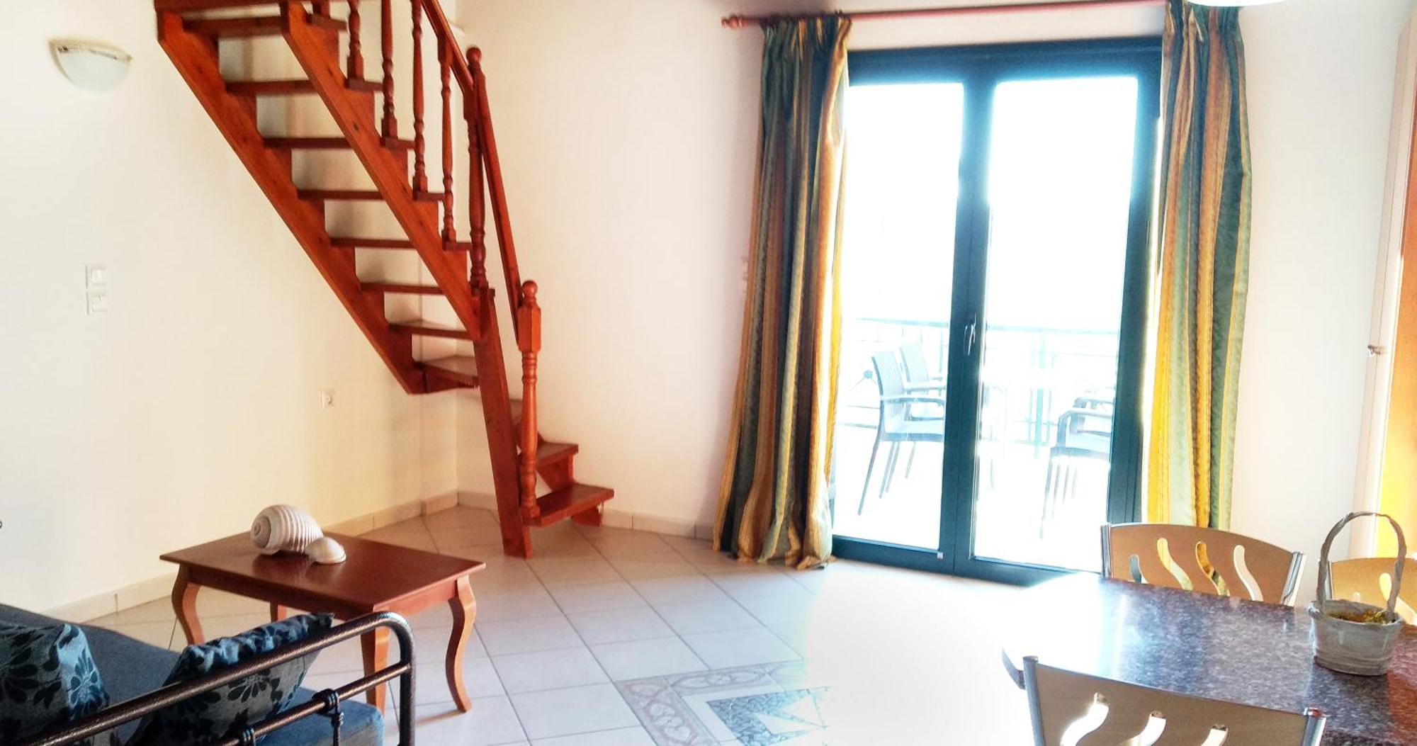 Irides Apartments Megalochori  Екстериор снимка