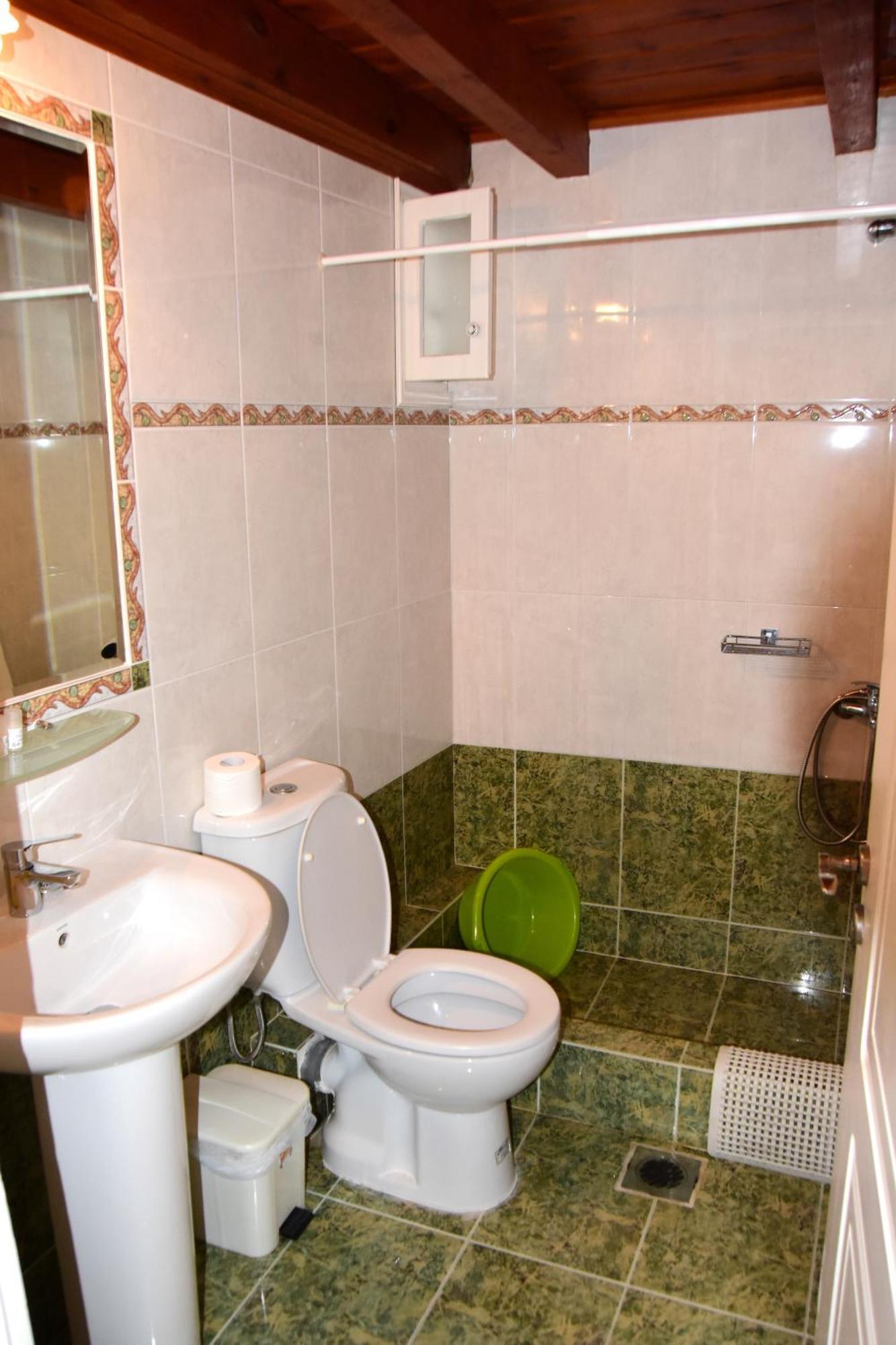 Irides Apartments Megalochori  Екстериор снимка